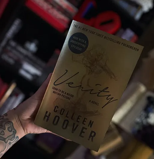 verity-colleen-hoover-novel